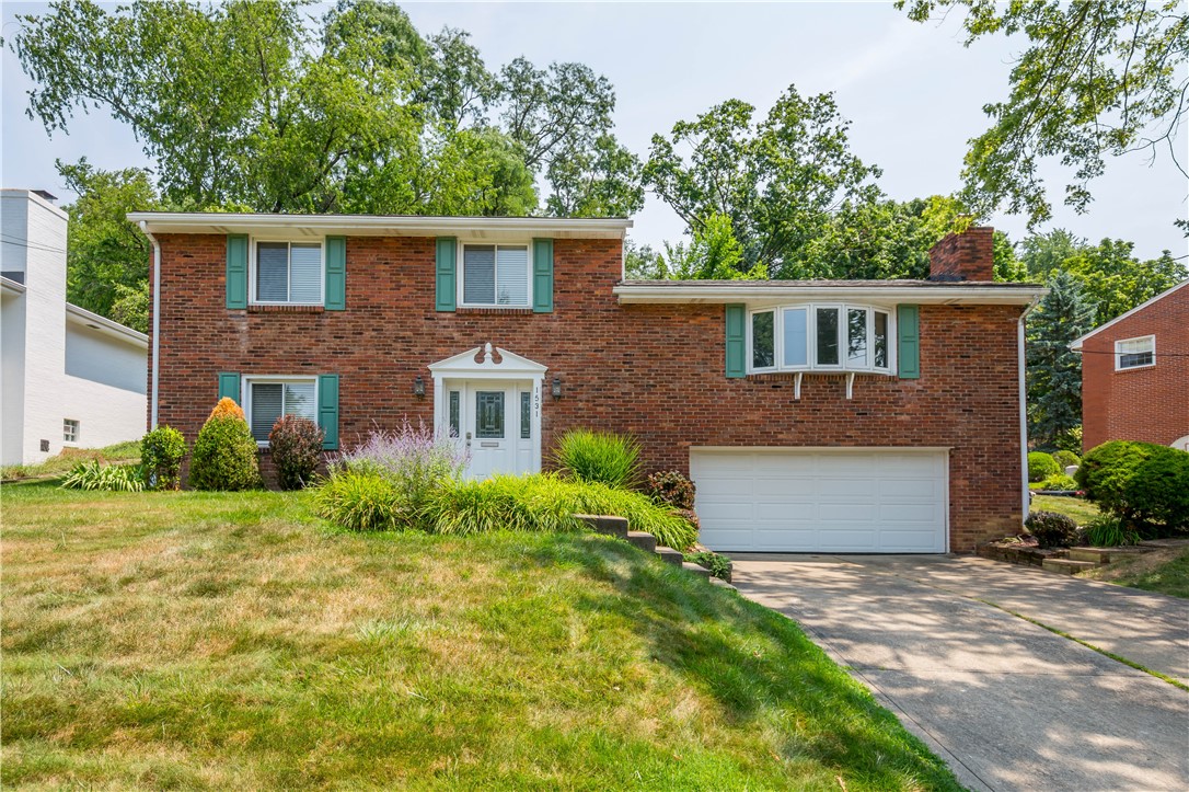 1531 Forestview Drive — photo 1