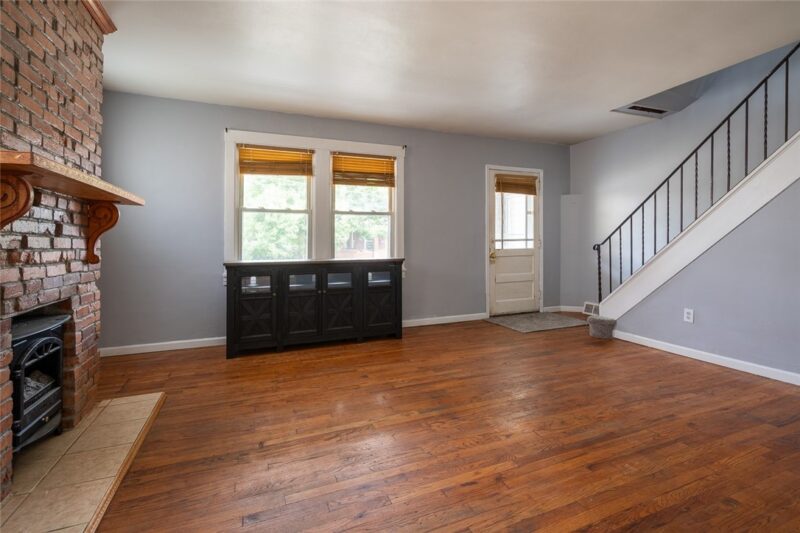 314 Meredith St — photo 3