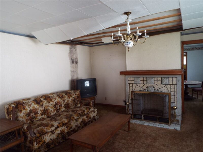 110 S Pine St — photo 2