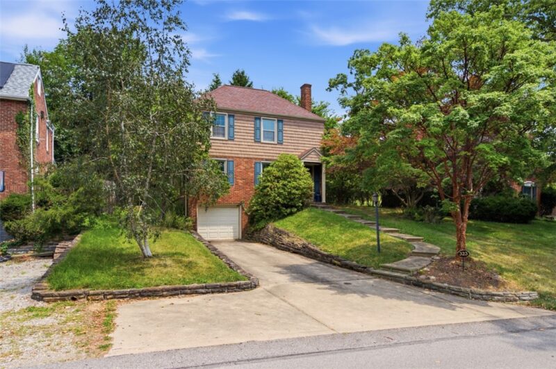 323 Constitution Drive — photo 5