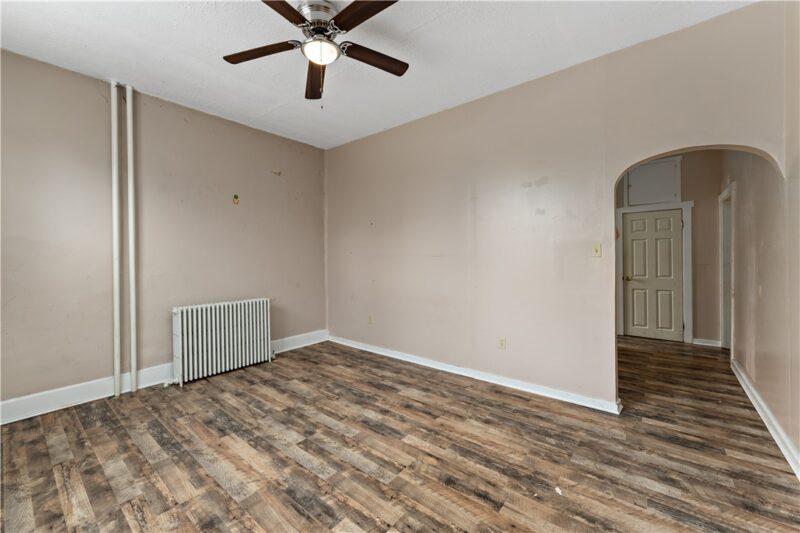 1526 2nd Ave — photo 5