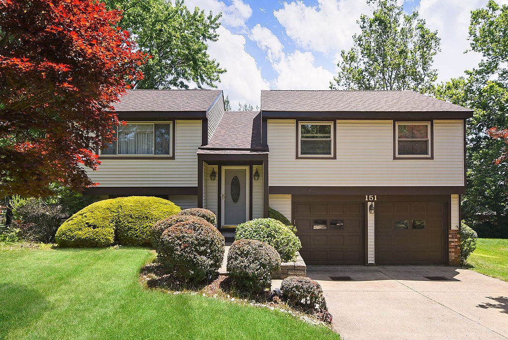 151 Summit Ridge Drive — photo 1