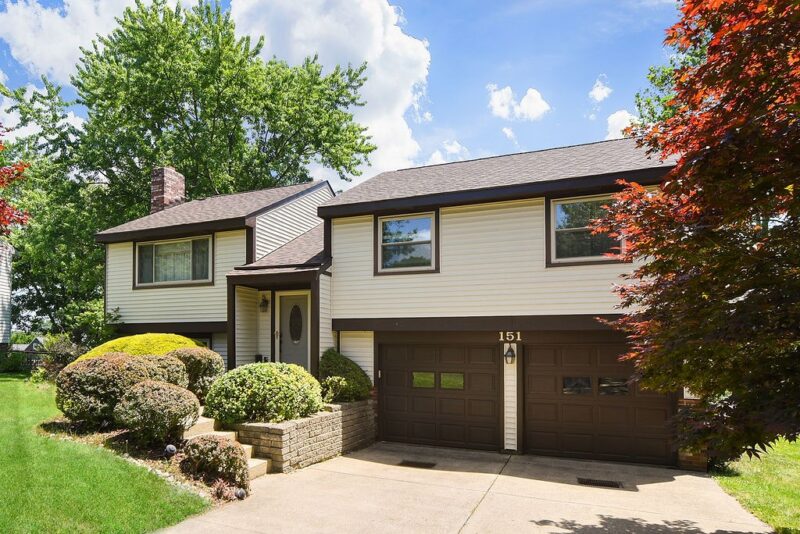 151 Summit Ridge Drive — photo 2