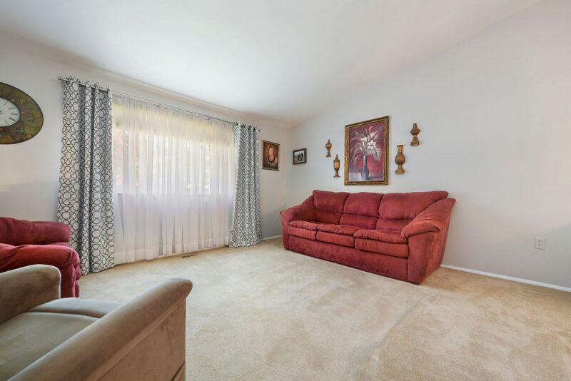 151 Summit Ridge Drive — photo 3