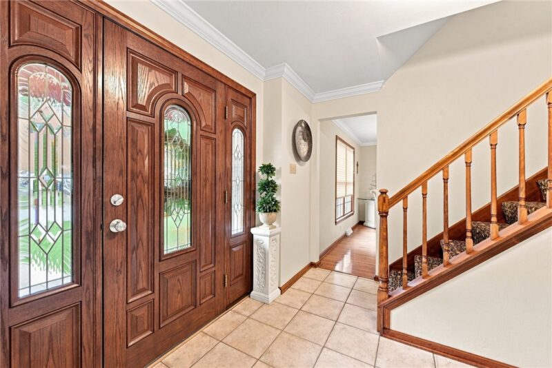 212 Apple Hill Dr — photo 3