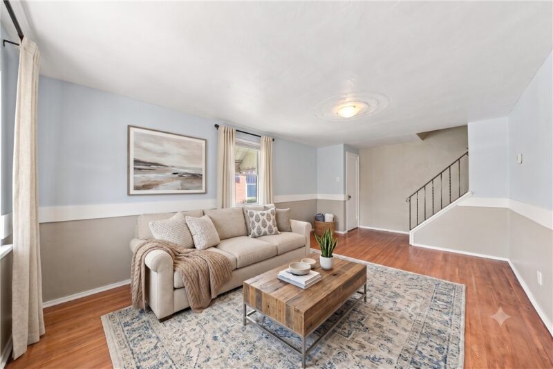 1538 Woodbine St — photo 3