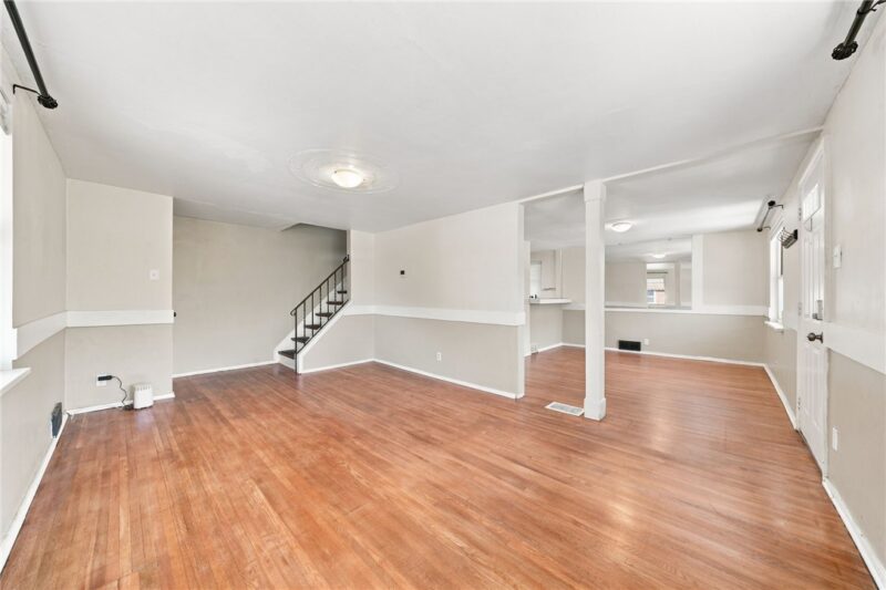1538 Woodbine St — photo 5