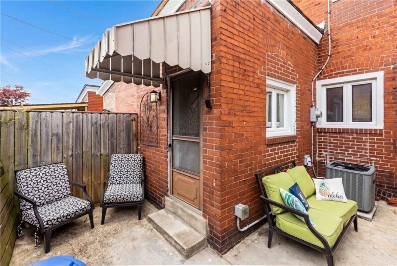 5276 Holmes St — photo 2