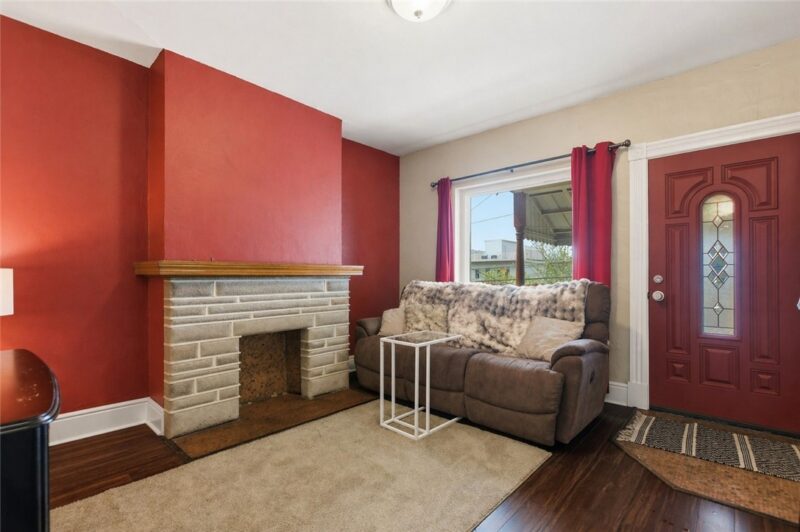 5276 Holmes St — photo 4