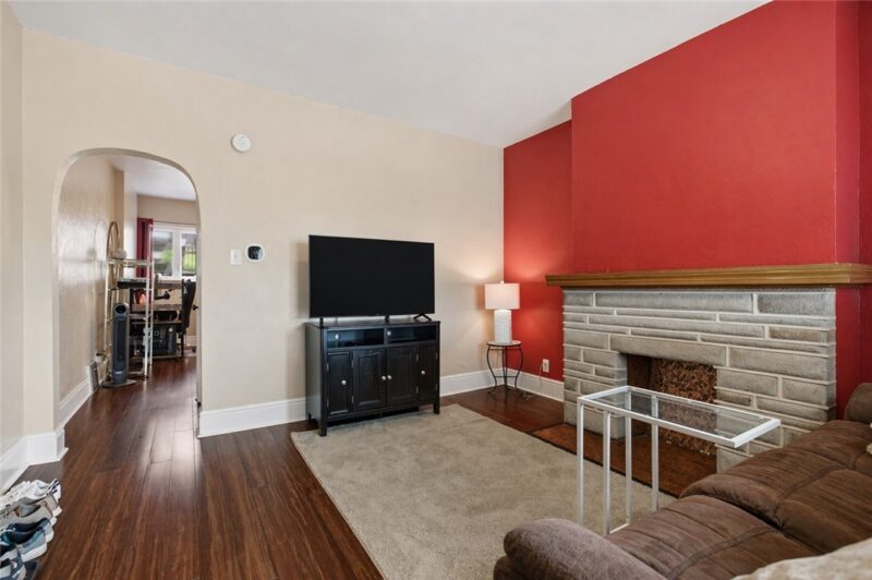 5276 Holmes St — photo 7