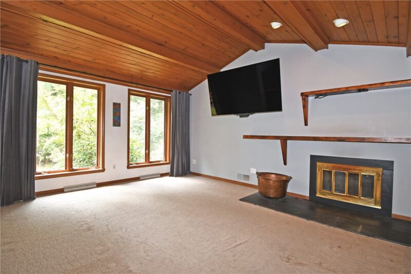 986 Segar Rd — photo 7