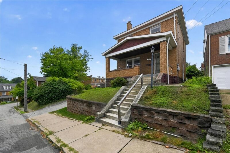 3001 Hazelhurst Avenue — photo 2
