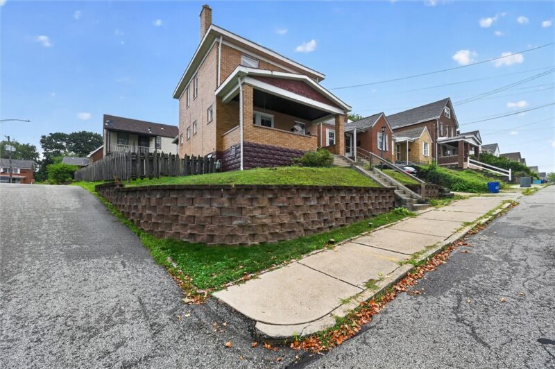 3001 Hazelhurst Avenue — photo 3