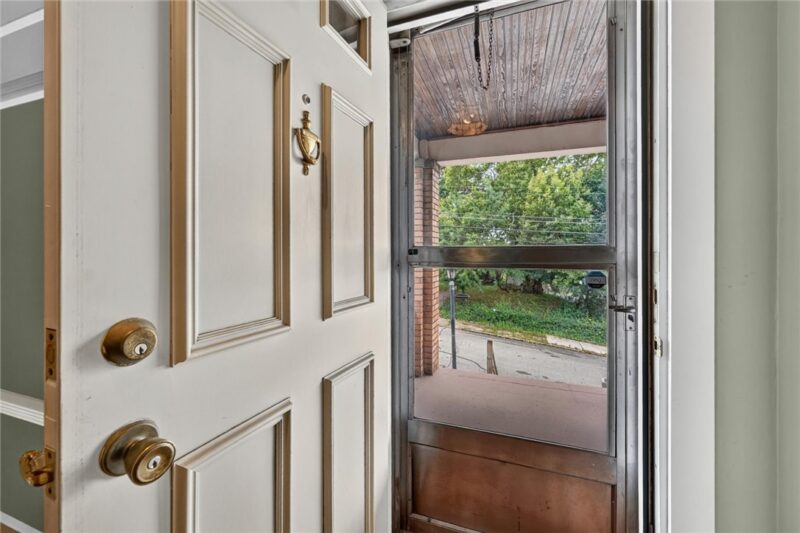 3001 Hazelhurst Avenue — photo 7