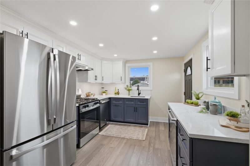 1425 Columbus Ave — photo 6