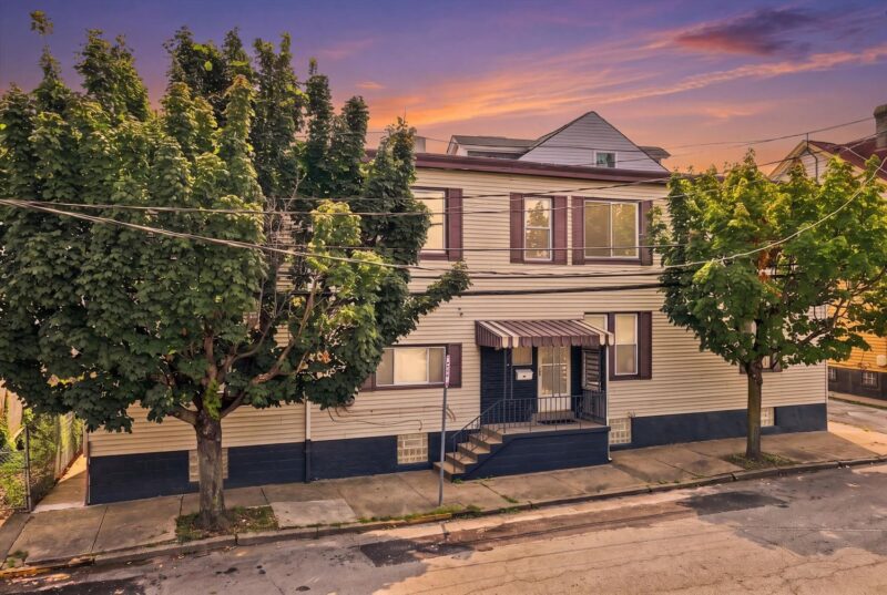 201 Taylor Street — photo 3