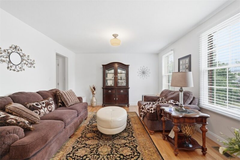 5020 Stags Leap Ln — photo 6