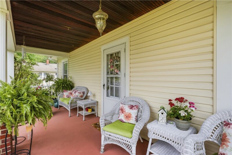 725 Pine Ave — photo 4