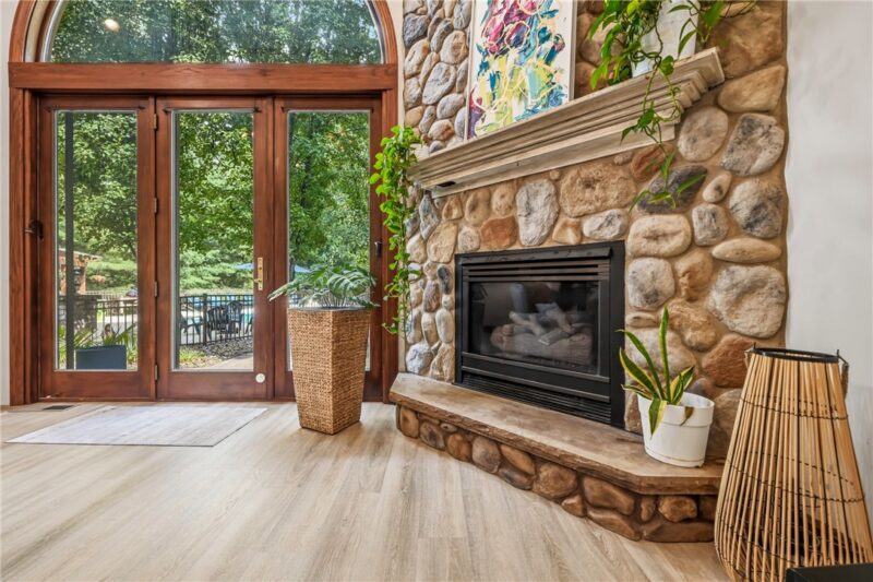 1144 Brookview Ct — photo 8
