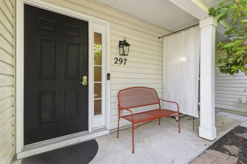 297 Commons DRIVE — photo 4
