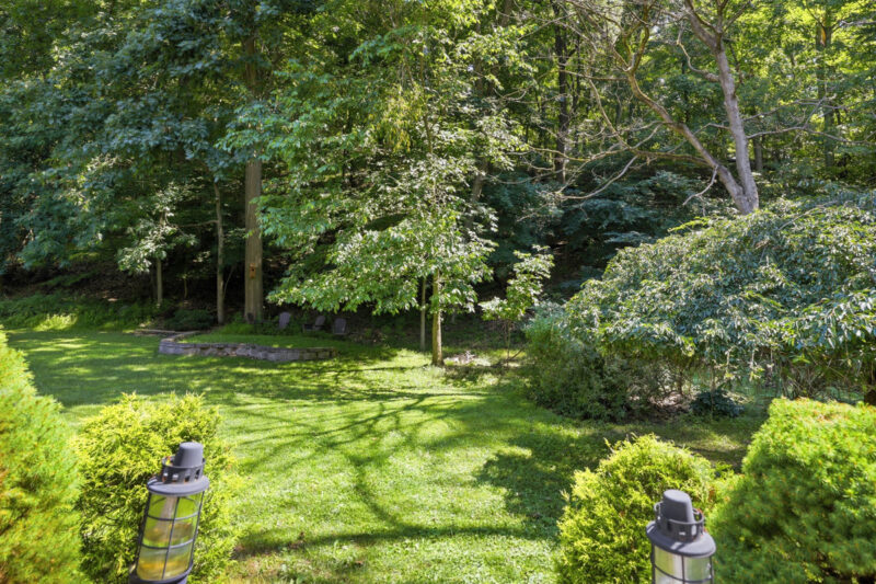 297 Commons DRIVE — photo 8
