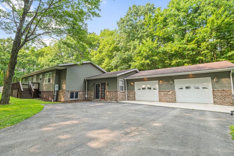 243 Oneida Mine Rd — photo 2