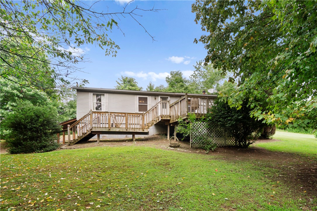 136 Bassett Rd — photo 1