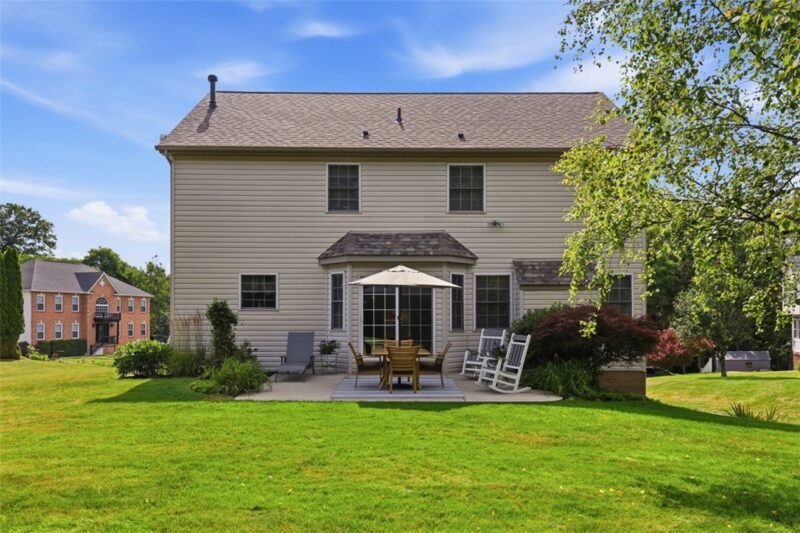115 Shady Hollow Dr — photo 2
