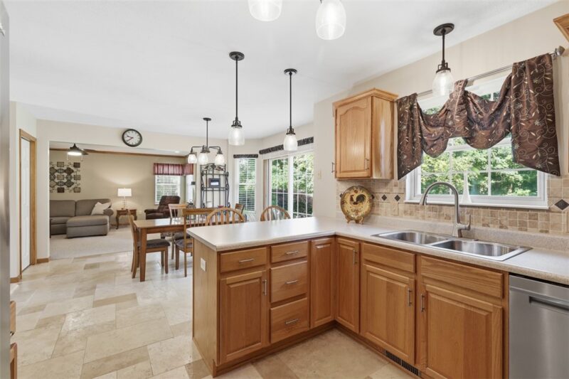 115 Shady Hollow Dr — photo 8