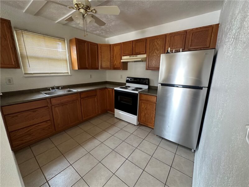 1119 Race St — photo 4