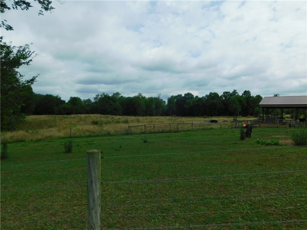 44 Mack Farm Road — photo 1