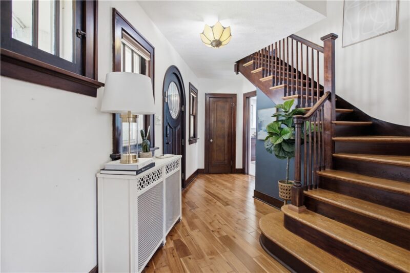 5454 Wellesley Ave — photo 4