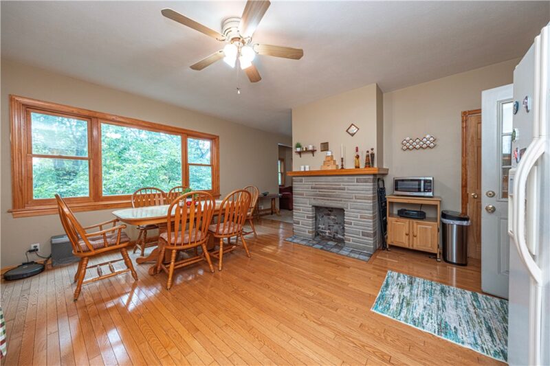 25 Sylvia Ave — photo 7