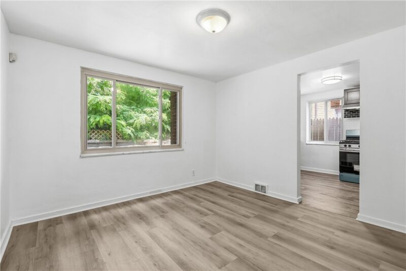 655 MAYVILLE AVENUE — photo 6