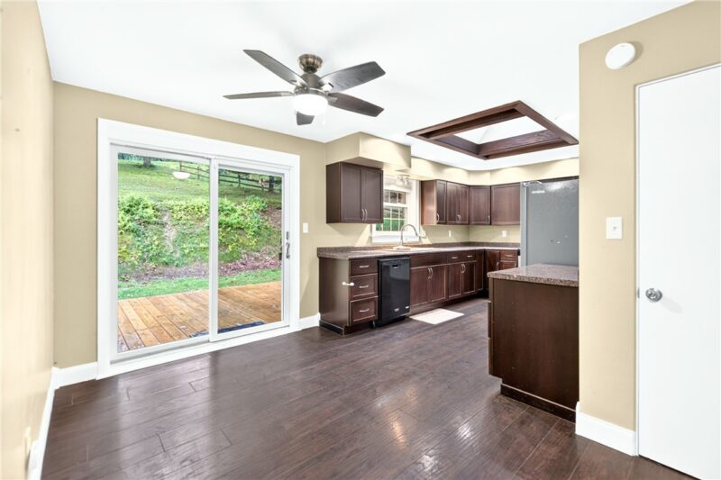 4702 S Woodland Cir — photo 7