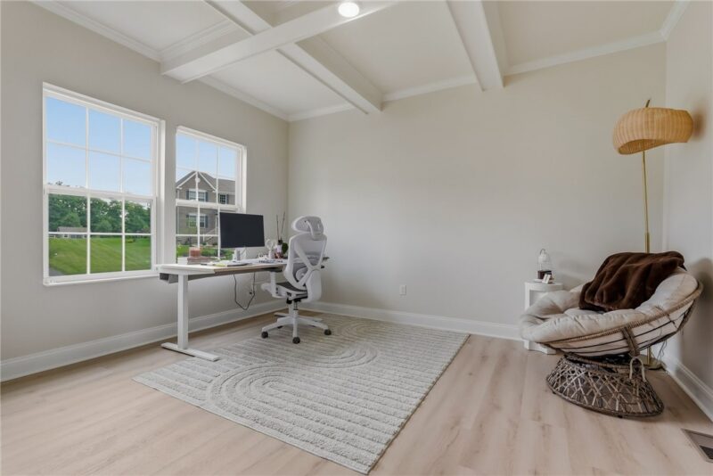 116 Parkview Dr — photo 6