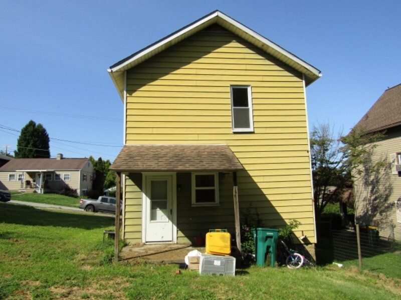 209 Park St — photo 4