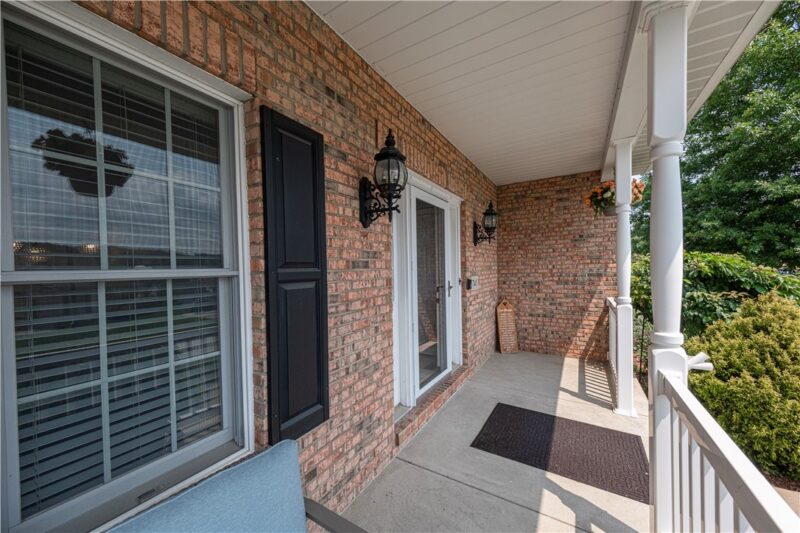 740 Muirfield Dr — photo 3