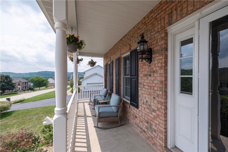 740 Muirfield Dr — photo 4
