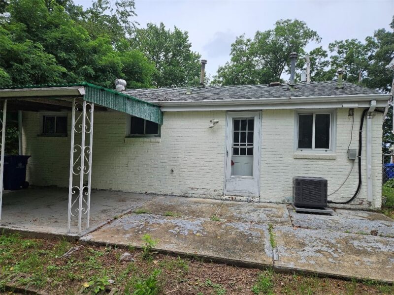 1374 Terrace St — photo 6