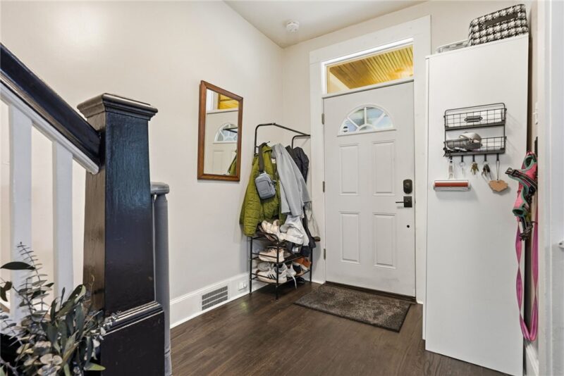 5912 Douglas St — photo 3
