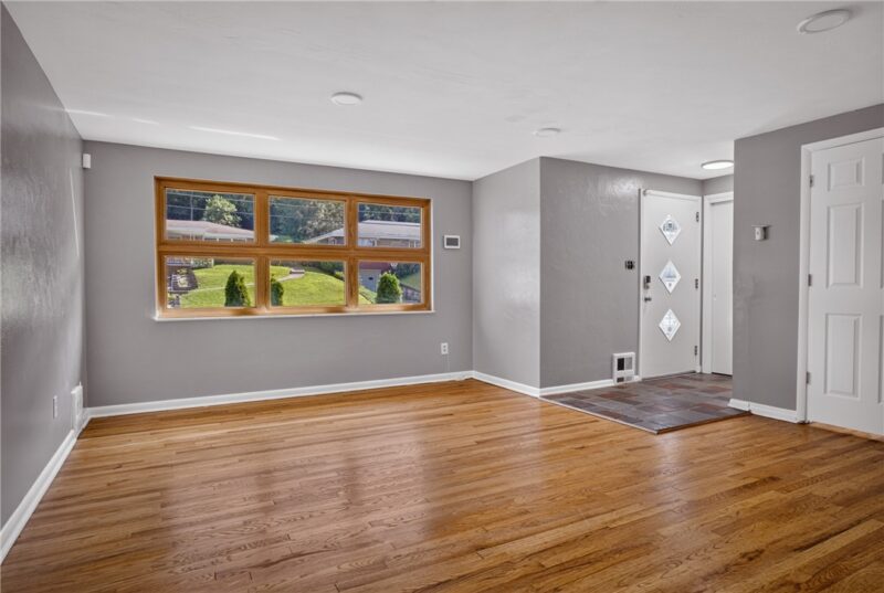 1020 Towervue Drive — photo 8