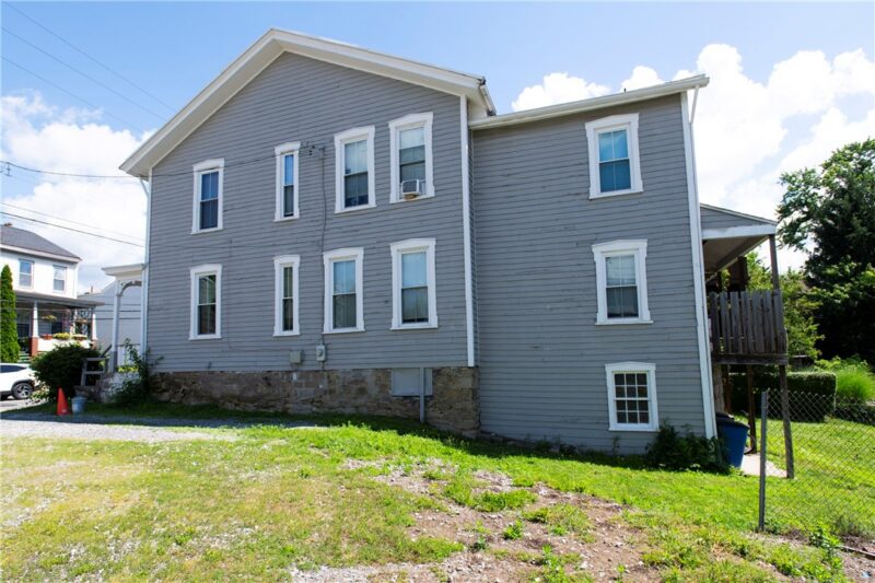 107-109 Sheridan Ave — photo 4