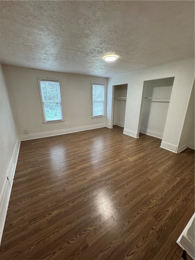 709 Fairview Ave — photo 8