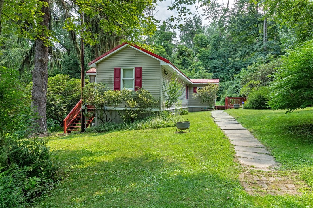 1021 Pine Blvd — photo 1