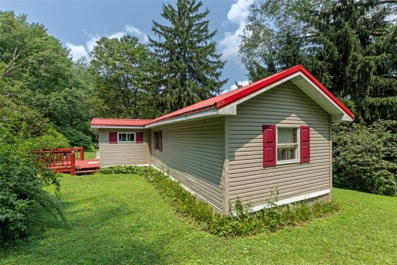 1021 Pine Blvd — photo 3