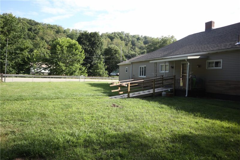 521 Pike Run Dr — photo 3