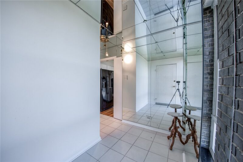 552 N Neville St PH2 — photo 3