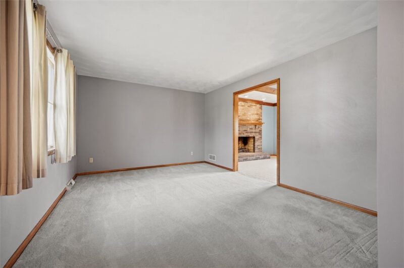 126 Carmella Drive — photo 6