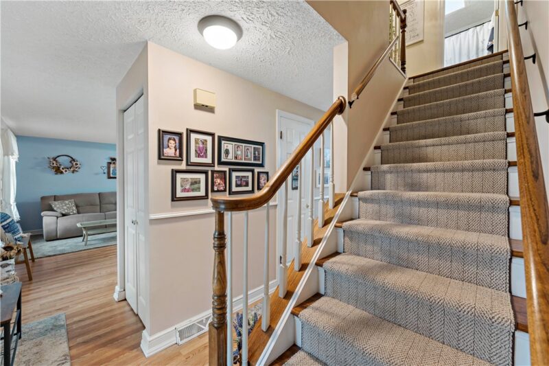 86 Fawnvue Dr — photo 2